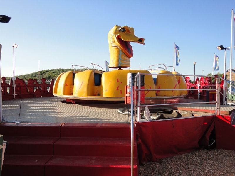 Snake Shot Ride snake-ride_0001 - North West Funfairs
